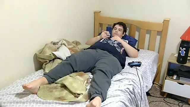 Breyyyyyyyy online show from November 3, 2025, 10:42 pm