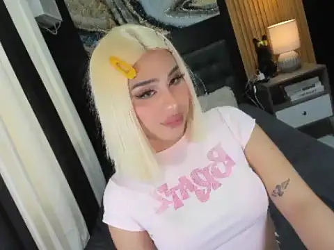 Snapshot of Kelseygavin chatting on February 11, 2026, 9:03 am Kelseygavin online show from February 11, 2026, 9:03 am