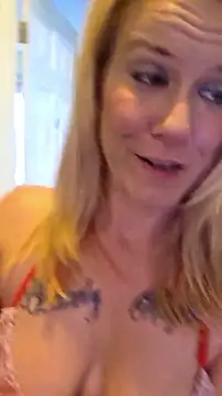 Snapshot of RhondaRump chatting on July 16, 2026, 3:07 pm RhondaRump online show from July 16, 2026, 3:07 pm