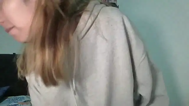 Snapshot of AriaBliss- chatting on February 12, 2026, 12:55 pm AriaBliss- online show from February 12, 2026, 12:55 pm