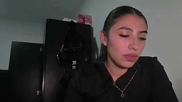 Snapshot of AriaBliss- chatting on February 20, 2026, 2:19 am AriaBliss- online show from February 20, 2026, 2:19 am