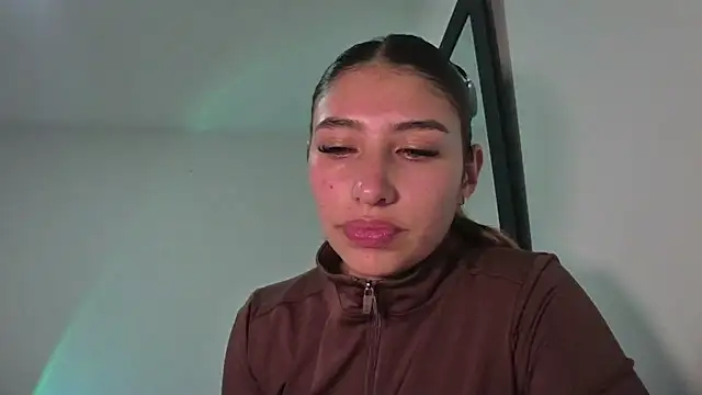Snapshot of AriaBliss- chatting on February 25, 2026, 12:20 am AriaBliss- online show from February 25, 2026, 12:20 am