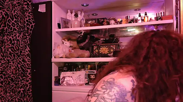 Snapshot of RasheleErotica chatting on November 12, 2025, 8:04 am RasheleErotica online show from November 12, 2025, 8:04 am