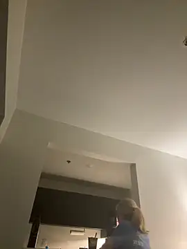 BaddieBossXX2 online show from December 5, 2025, 8:01 am