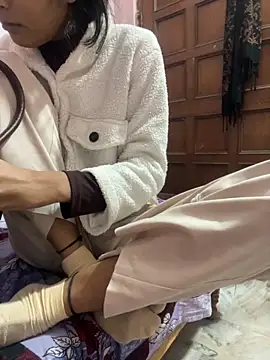 Snapshot of Sandhya_77 chatting on November 27, 2025, 5:31 am Sandhya 77 online show from November 27, 2025, 5:31 am