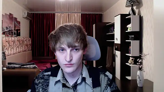 Playersuperstar online show from October 2, 2025, 7:10 pm