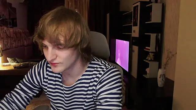 Playersuperstar online show from February 25, 2026, 6:17 pm