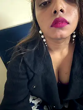 Snapshot of sexy-sukriti chatting on December 5, 2025, 3:09 pm sexy-sukriti online show from December 5, 2025, 3:09 pm