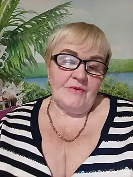 Snapshot of VioletSweet5566 chatting on November 6, 2025, 6:42 pm VioletSweet5566 online show from November 6, 2025, 6:42 pm