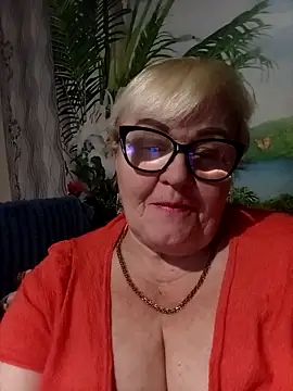 VioletSweet5566 online show from February 28, 2026, 9:16 pm