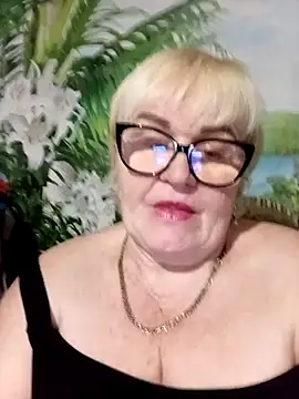 VioletSweet5566 online show from April 29, 2026, 7:53 pm