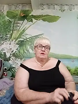 Snapshot of VioletSweet5566 chatting on June 17, 2026, 6:27 am VioletSweet5566 online show from June 17, 2026, 6:27 am