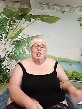 VioletSweet5566 online show from July 13, 2026, 6:05 am