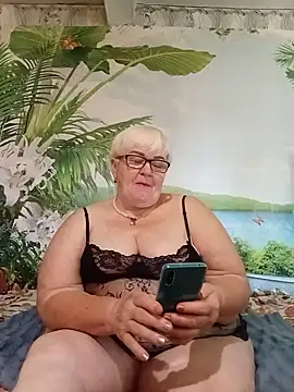 VioletSweet5566 online show from August 4, 2026, 5:54 am