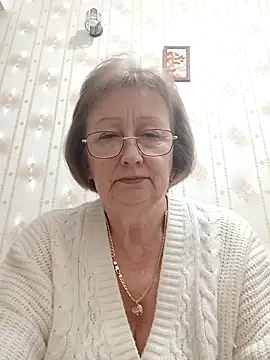 AlikaSwan5821 online show from February 5, 2026, 8:57 pm