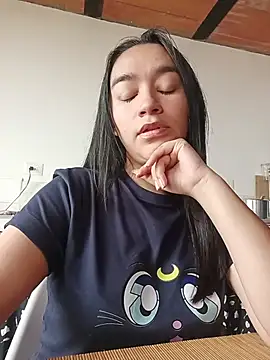 Williams Hera online show from November 14, 2025, 6:28 pm