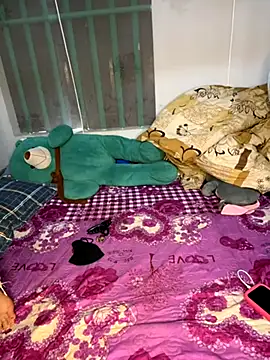 Snapshot of Samcutes chatting on November 5, 2025, 6:24 am Samcutes online show from November 5, 2025, 6:24 am