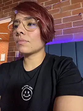 Snapshot of alejandra_prk26 chatting on October 11, 2025, 8:29 pm alejandra prk26 online show from October 11, 2025, 8:29 pm