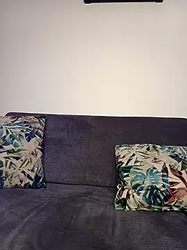 Enzo-wolf33 online show from October 11, 2025, 11:47 pm