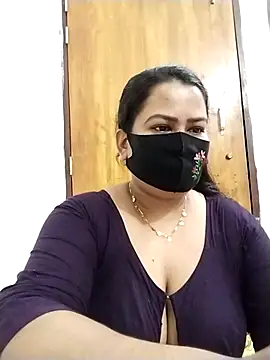 Snapshot of Anamika-38 chatting on November 30, 2025, 1:04 pm Anamika-38 online show from November 30, 2025, 1:04 pm