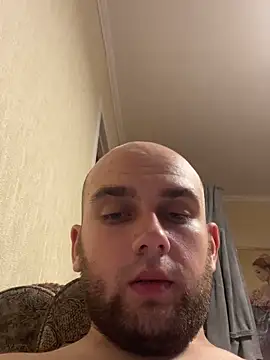 LuckyGirlfriends online show from July 1, 2026, 5:56 pm