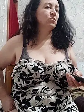 Snapshot of Velvet3451 chatting on November 13, 2025, 8:41 pm Velvet3451 online show from November 13, 2025, 8:41 pm