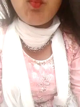 Snapshot of Babe_Doll04 chatting on May 13, 2026, 7:06 am Babe Doll04 online show from May 13, 2026, 7:06 am