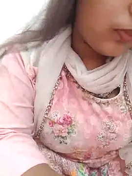 Snapshot of Babe_Doll04 chatting on June 15, 2026, 7:54 am Babe Doll04 online show from June 15, 2026, 7:54 am