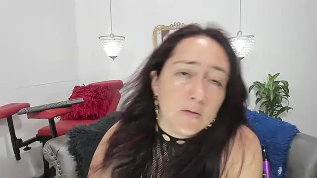 Snapshot of naughty_milf_esmeralda chatting on July 17, 2026, 2:29 am naughty milf esmeralda online show from July 17, 2026, 2:29 am