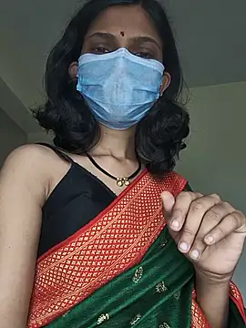 Shivani2002 online show from July 14, 2026, 3:11 am