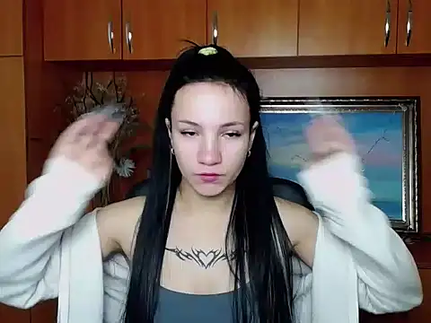 Snapshot of Em7MaA chatting on October 3, 2025, 6:21 am Em7MaA online show from October 3, 2025, 6:21 am