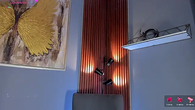 cinnia  online show from March 16, 2026, 11:03 am