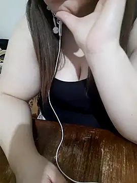 Madam-bezoul- online show from March 11, 2026, 7:42 pm