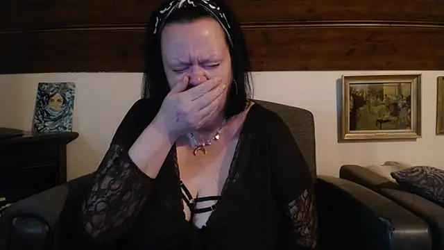 TiffanyMature online show from May 13, 2026, 8:12 am