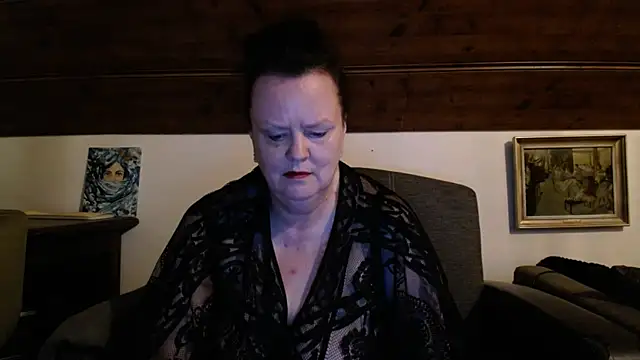 TiffanyMature online show from July 18, 2026, 8:12 pm