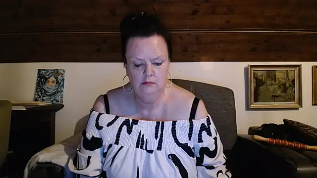 TiffanyMature online show from July 30, 2026, 8:30 pm
