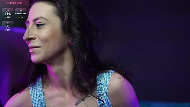 RubyRosa online show from October 17, 2025, 10:01 pm