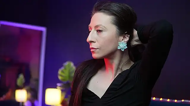 RubyRosa online show from April 28, 2026, 10:04 pm