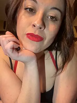 Snapshot of Toto-pika chatting on February 14, 2026, 1:30 pm Toto-pika online show from February 14, 2026, 1:30 pm