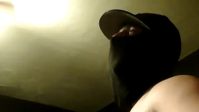 Snapshot of N3V3RPANIC@xh chatting on June 14, 2026, 6:15 am N3V3RPANICxh online show from June 14, 2026, 6:15 am
