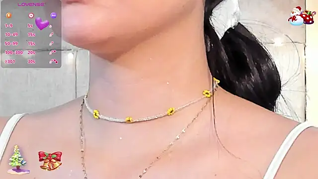 VioletHilton online show from January 7, 2026, 7:05 pm