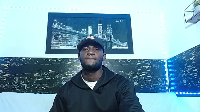 Snapshot of eebony_stallion chatting on September 26, 2025, 3:21 am eebony stallion online show from September 26, 2025, 3:21 am