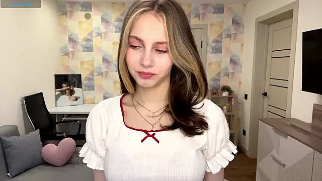 NylaNadler online show from February 20, 2026, 5:37 am