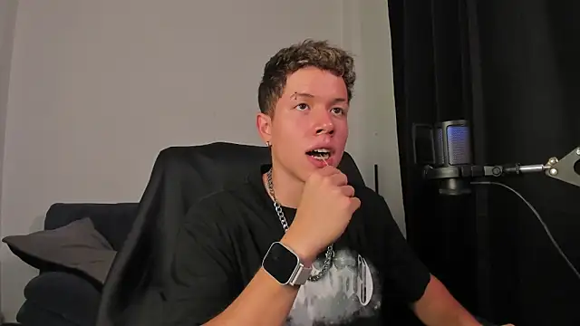 nathan blake online show from February 11, 2026, 7:52 pm