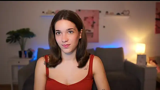 kissie cat online show from October 14, 2025, 1:12 pm