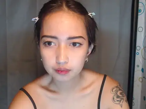 Snapshot of Soft_Angel8 chatting on June 2, 2026, 9:33 am Soft Angel8 online show from June 2, 2026, 9:33 am
