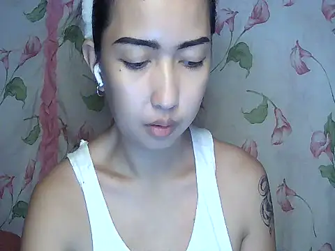 Snapshot of Soft_Angel8 chatting on July 4, 2026, 6:14 pm Soft Angel8 online show from July 4, 2026, 6:14 pm