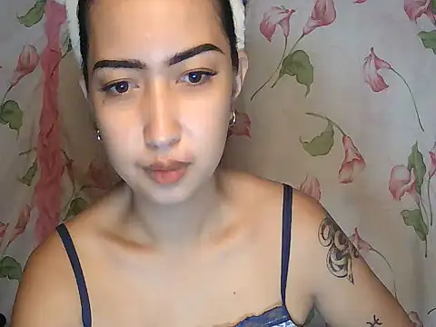 Snapshot of Soft_Angel8 chatting on July 5, 2026, 11:06 am Soft Angel8 online show from July 5, 2026, 11:06 am