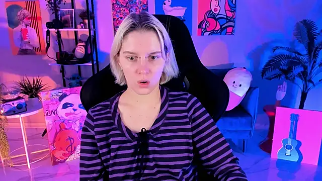 BethanyCloud online show from November 7, 2025, 4:56 am