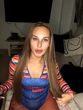 Rosieredxox online show from October 19, 2025, 5:57 pm